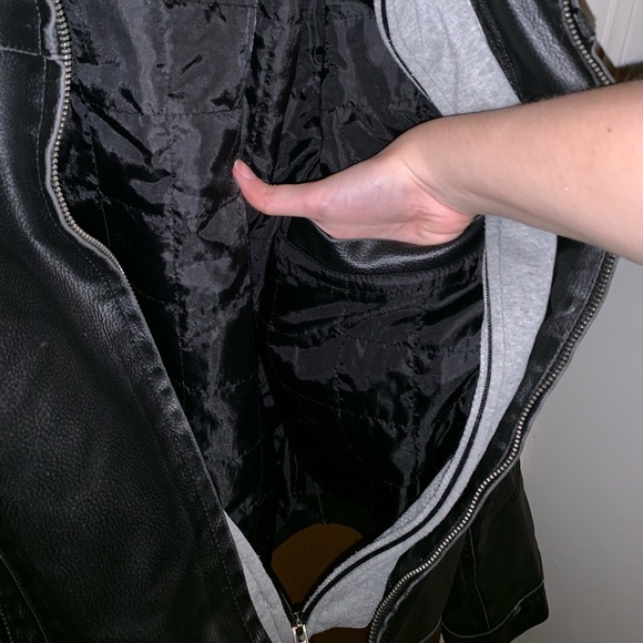 SOLD Guess Hooded Faux Leather Jacket - Picture 6 of 8